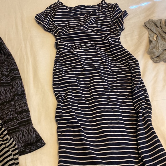Maternity Dress Bundle - Picture 4 of 16